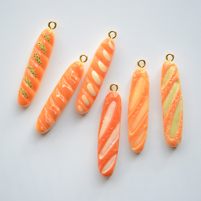 SW37 法棍大面包 卡哇伊食玩立体树脂吊坠DIY手工材料配件 1个