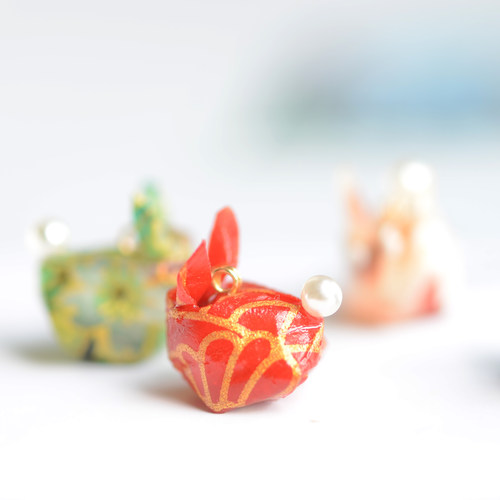 DJ38 小兔儿如意兔立体鼓鼓小兔子吊坠 原创滴胶 DIY耳饰配件 1枚