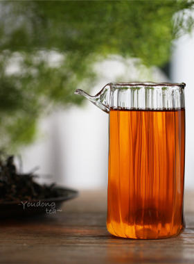 温和安定有力量古树红茶梅子香