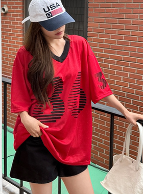 韩国代购大码女装2026靓丽夏装新款V领配色宽松休闲数字短袖T恤特