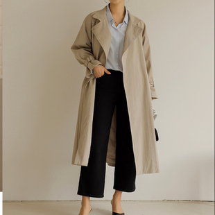 韩国大码代购女装2026靓丽早春装新款反驳领系扣时尚插兜风衣外套