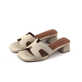 新款 女士凉鞋 子圆头露趾粗高跟一字凉拖鞋 金佰川夏季 时装 休闲百搭