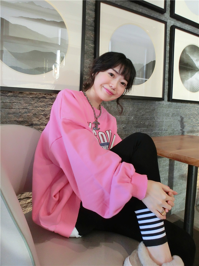 BORAKOO Dongguk door 18 Autumn and winter Grinding candy powder oversize letter Easy Long Sweaterin the Women's clothing/Boutique , Sweater/Fleece  category - from Buy2taobao.com to provide professional Taobao agent buy service