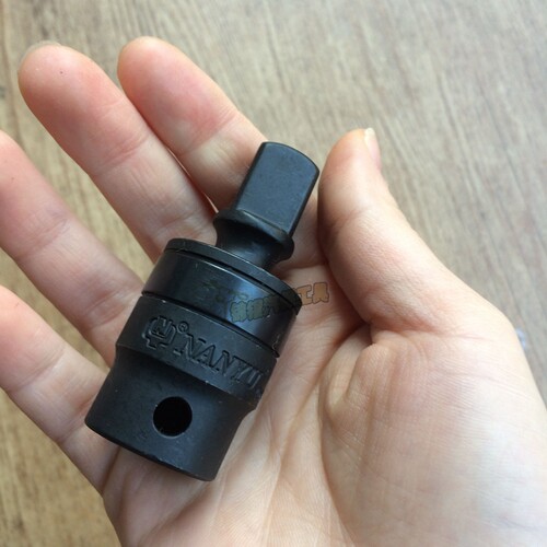 南豫nan-yu络钒钢CR-V气动扳手十字万向节接头套筒转向 - 封面