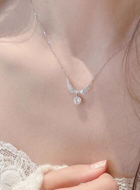 致钛饰品锁骨天使翅膀轻奢精闪