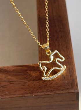 秋冬季童话文艺小木马项链小巧