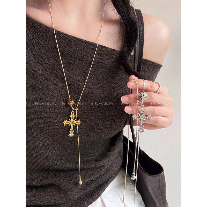 金色轻奢女款精致配饰毛衣链钛钢不项链复古掉色高级感十字架长款