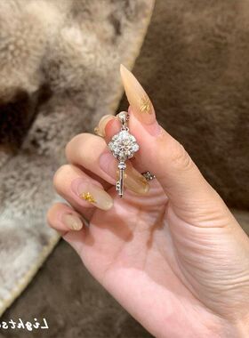 优雅小红书锆石气质感清冷钥匙毛衣链ins轻奢微风时尚镶吊坠项链