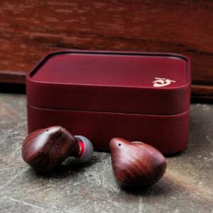 迷宫进气【芒种】2026年入耳式锆石新旗舰花梨木多单元圈铁耳机