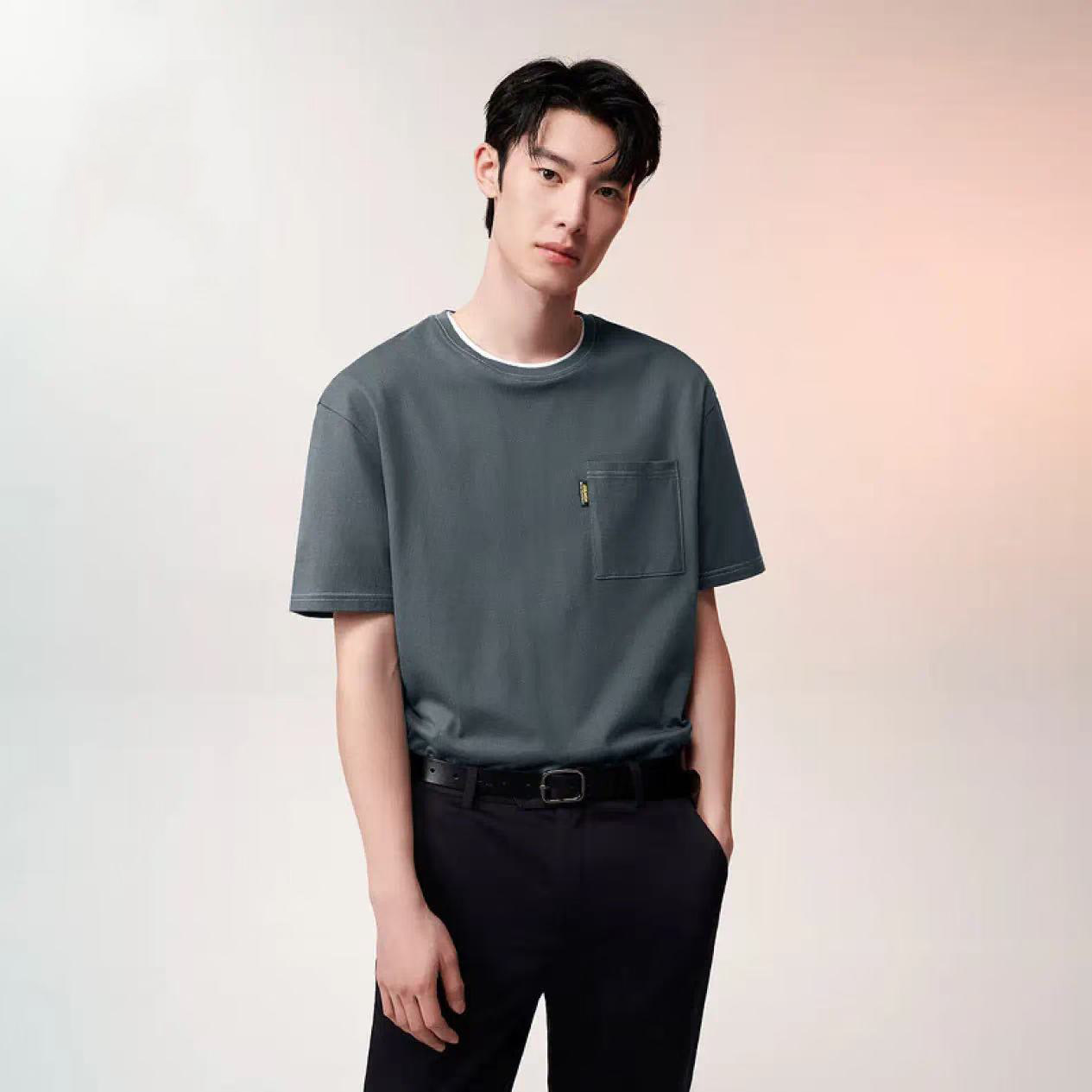男士圆领宽松版圆领短袖T恤男辑明线口袋款纯棉短袖男夏季深灰