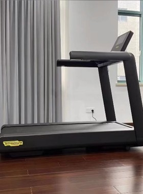 意大利Technogym泰诺健LIVE500进口电动跑步机Excite Live Run