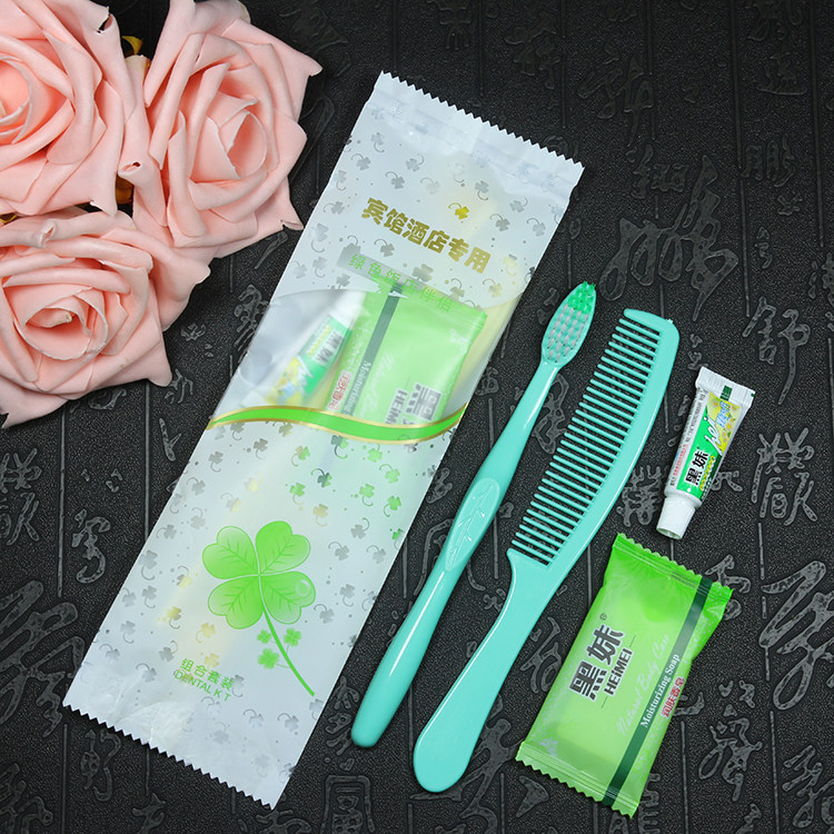 客房一次性洗漱用品四合一牙具宾馆酒店用牙刷牙膏梳子香皂包邮