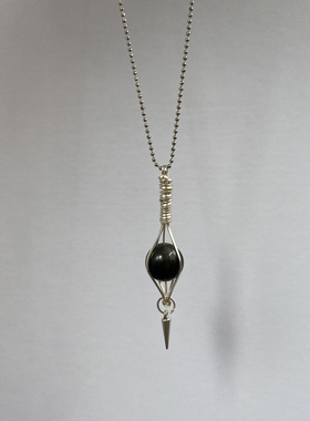 手工绕线天然银曜石吊坠项链个性朋克原创高级感轻奢情侣毛衣链