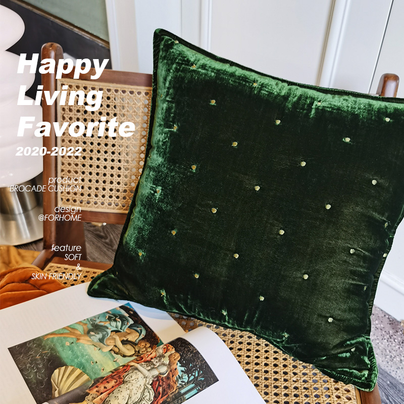 复古锦绒焦糖色刺绣抱枕