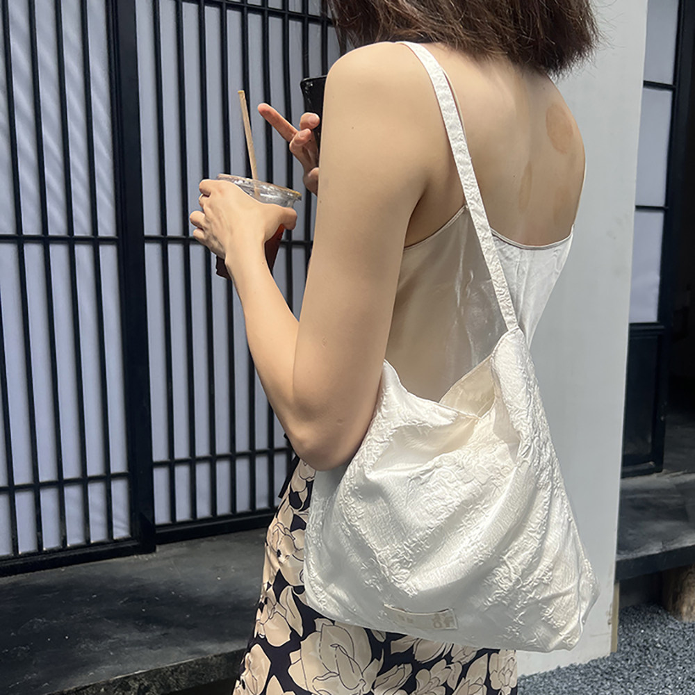 福笙 原创单肩包细肩带法式玫瑰米色通勤腋下小布包购物袋环保袋