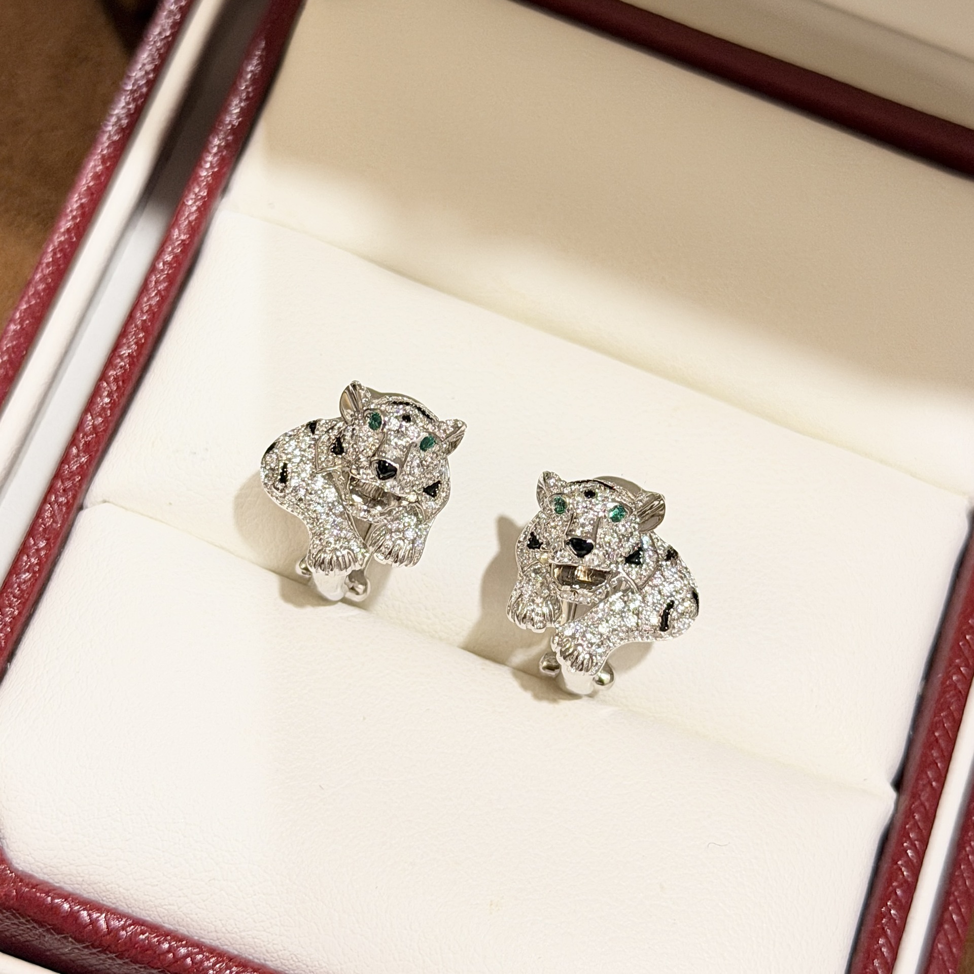 设计师s925纯银 黑色斑点豹子耳钉耳拍感满钻珐琅经典精致动物