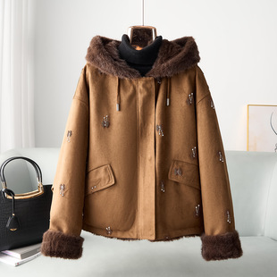 重工钉珠刺绣双面穿连帽派克服皮毛一体麂皮绒外套仿皮草大衣女冬