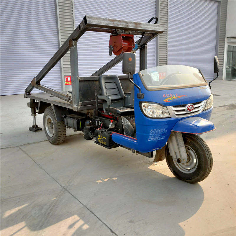 厂家直销三轮车龙门吊土葬车小寿材殡葬随车下葬农用棺材下葬车