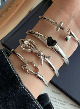 韩版S925银重工黑色爱心手镯女复古时尚蝴蝶结开口手环创意手饰品