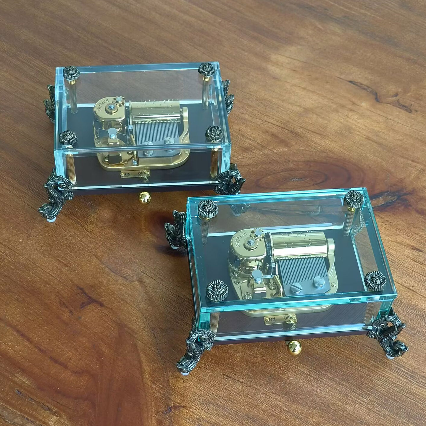 30音雷曼士石英玻璃八音盒音乐盒天空之城卡农机械上发条生日礼物