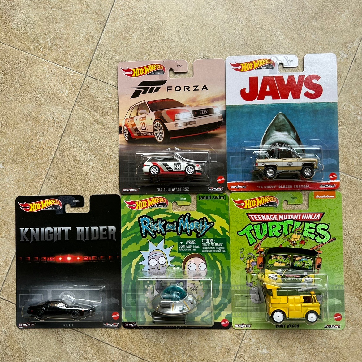 HOTWHEELS/风火轮铁底胶胎车模