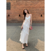 MULVAN 荷叶边吊带连衣裙女夏新款 小众气质开叉海边度假裙子