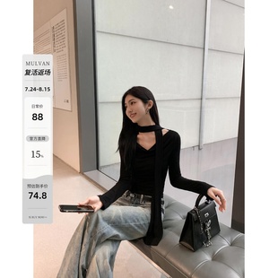 一字肩设计感上衣女修身 MULVAN 斜露肩 氛围美女 气质t恤 荡领