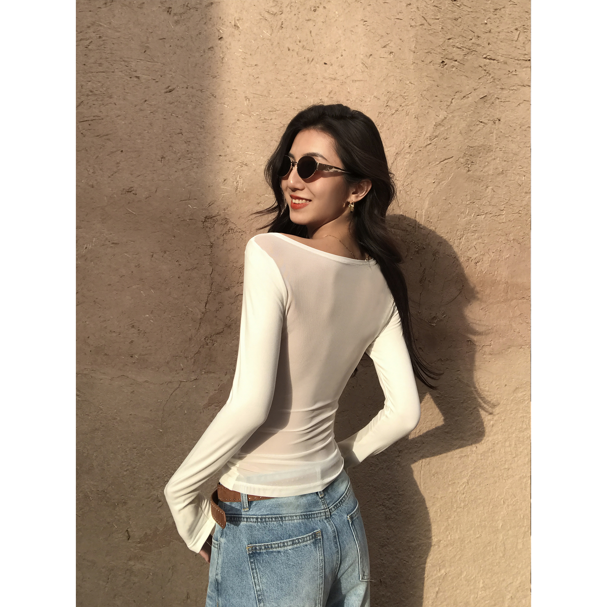 MULVAN 多种穿搭！神秘后背微透黑色一字领上衣女修身长袖针织T恤