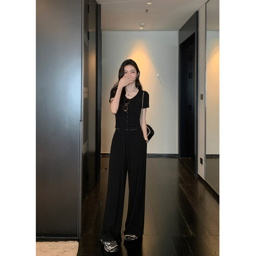 运动少女超爱短袖T恤女套装