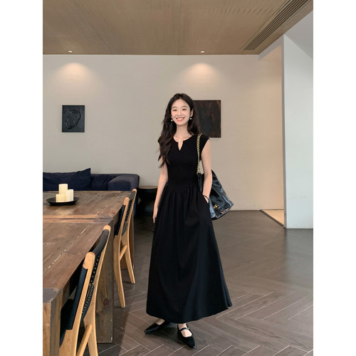 小v领拼接连衣裙垂坠优雅