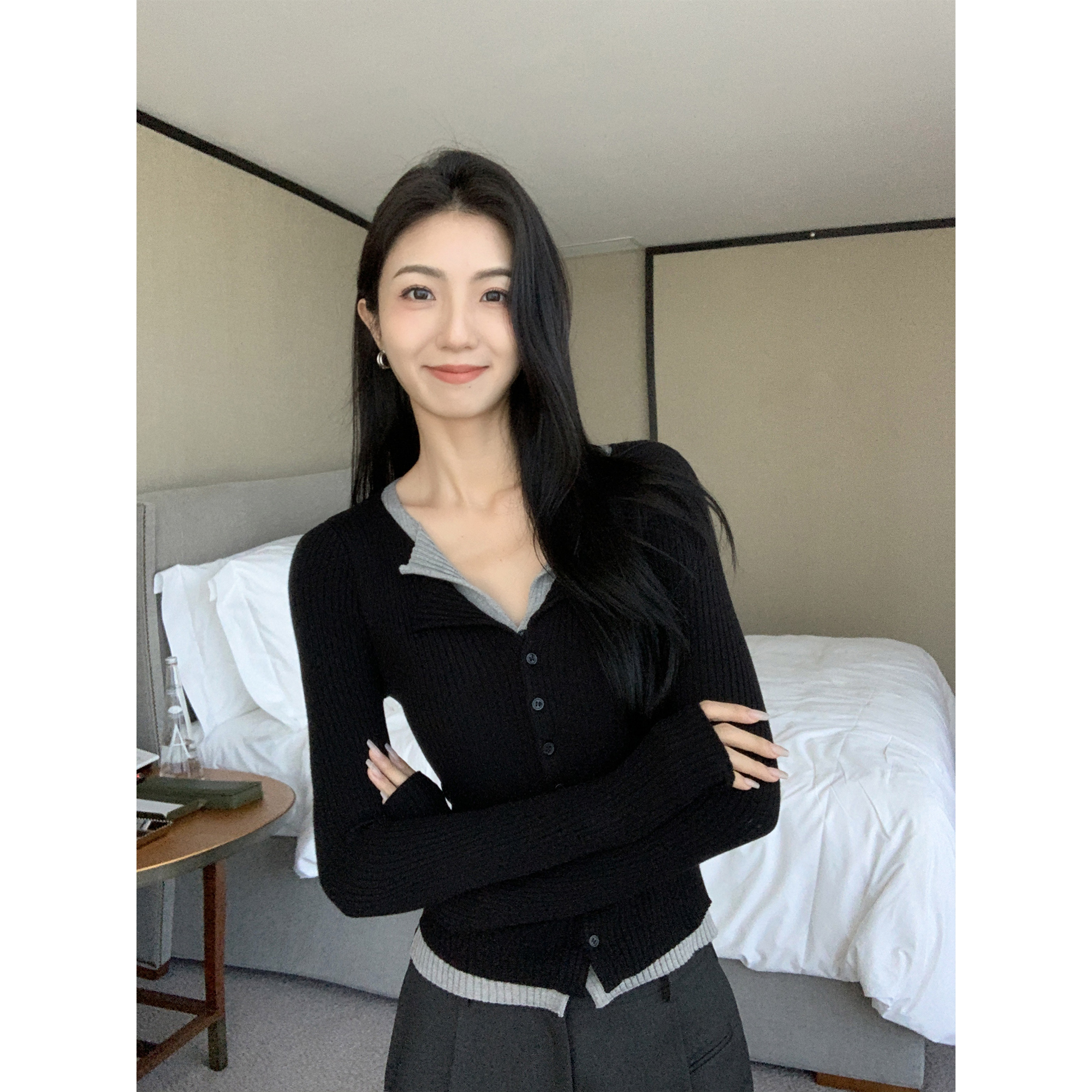 MULVAN翻领撞色长袖针织开衫女春秋修身显瘦设计感内搭假两件上衣
