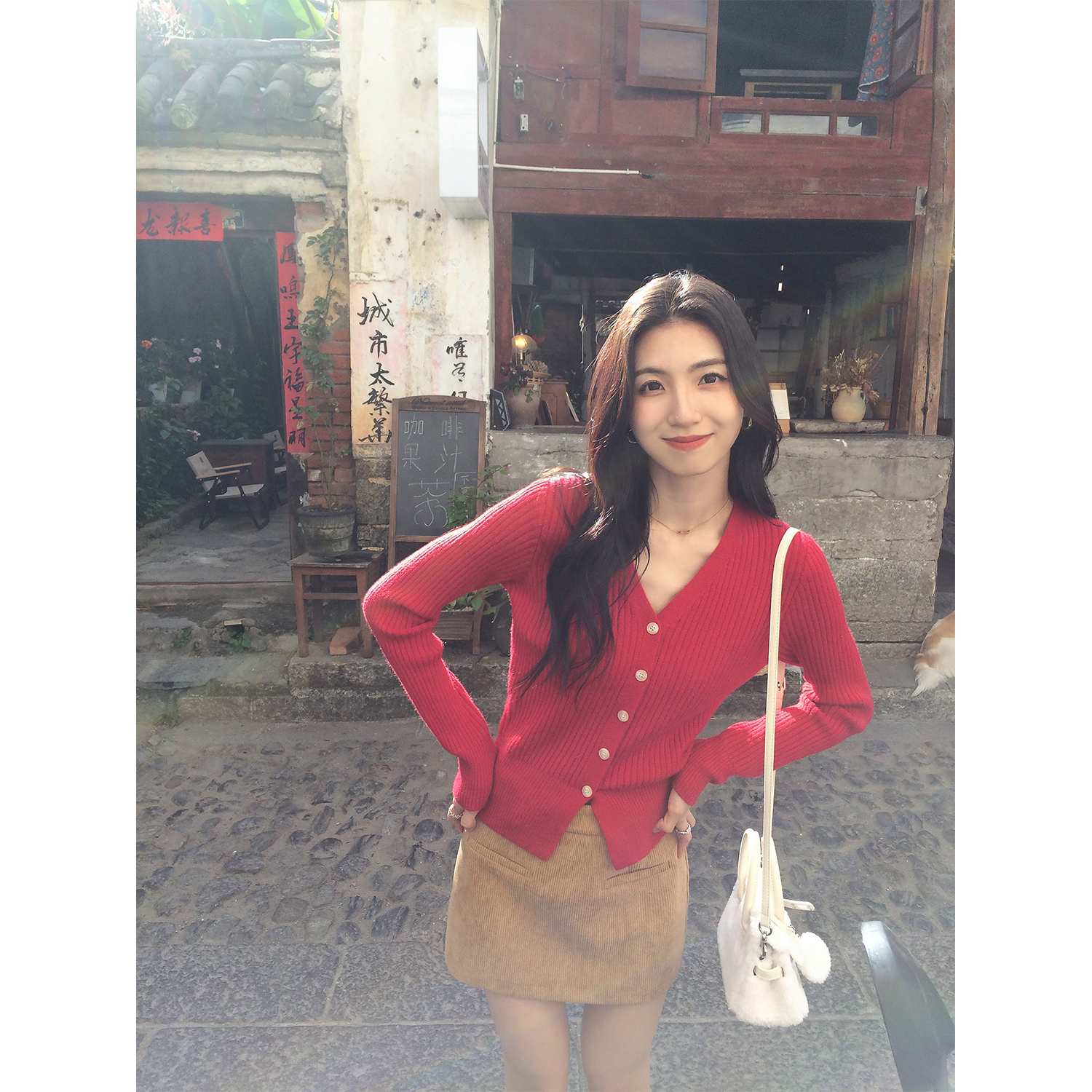 简约微宽松V领针织开衫