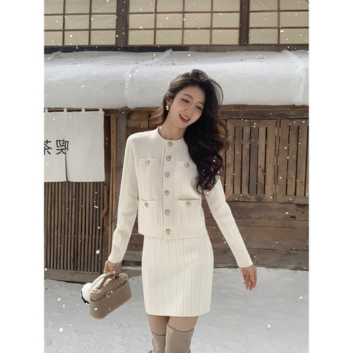 MULVAN千金miu系 气质圆领小香风针织上衣女高级感显瘦半身裙套装