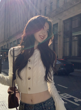 MULVAN 智性学究感 圆领麻花针织开衫外套女短款柔软长袖毛衣上衣