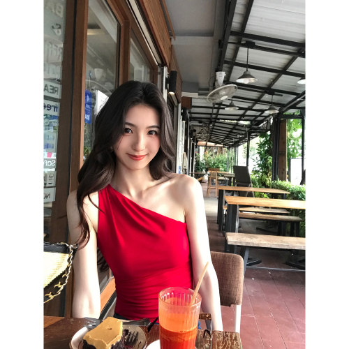 斜肩吊带背心女外穿针织上衣