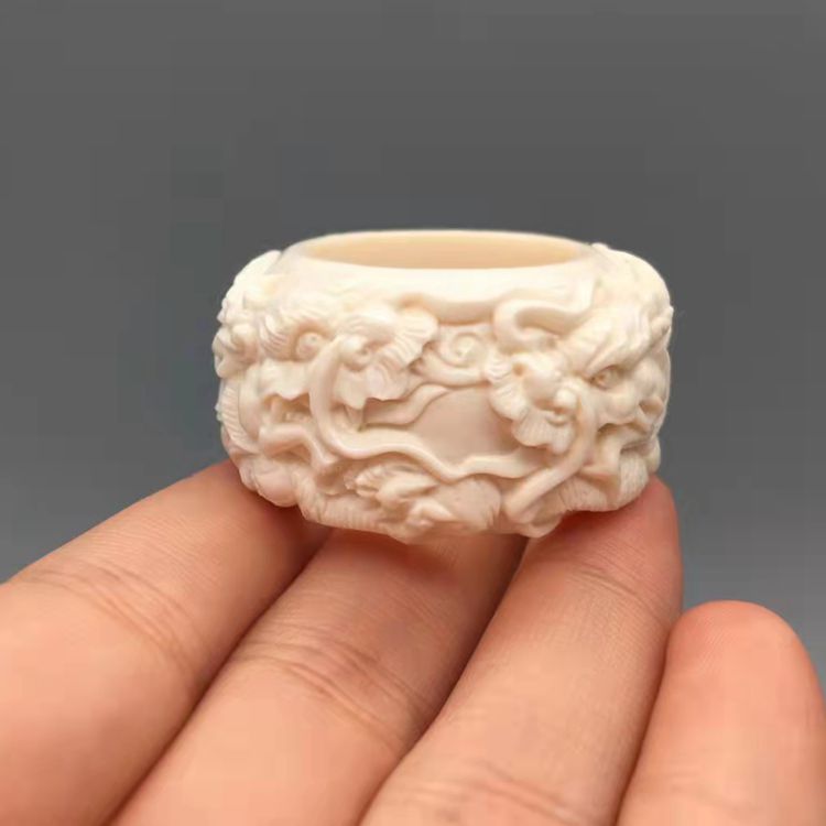 天然猛犸象牙扳指戒指精工满雕双龙戏珠猛犸指环
