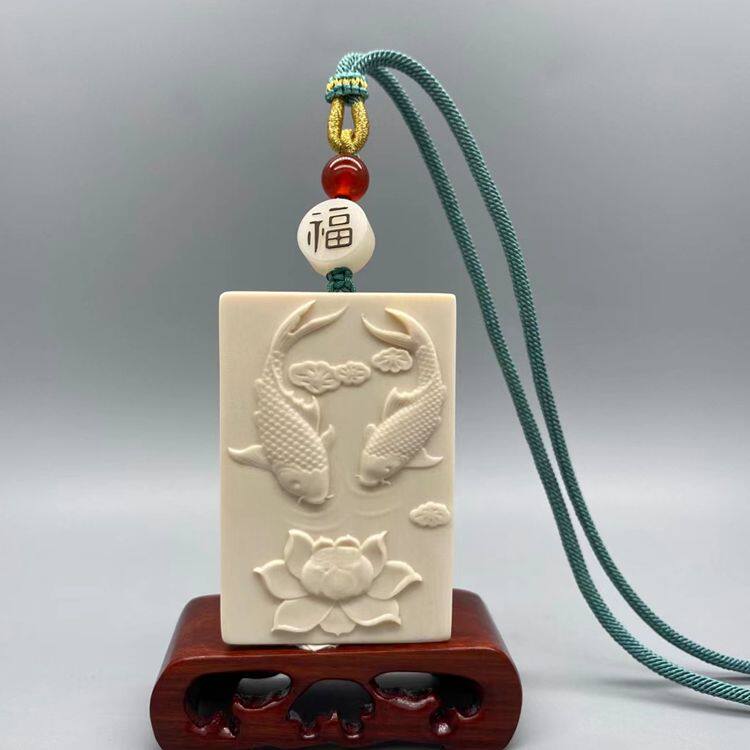 天然猛犸牙461牌子吊坠挂件雕刻富贵有余