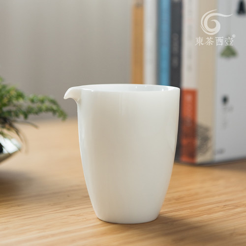 甜白茶海薄胎公道杯德化白瓷家用