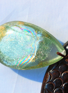 异像水晶！荧光异彩金沙绿幽灵彩虹云母坠