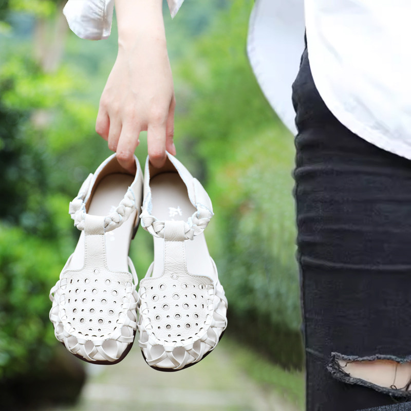 复古包头编织平底凉鞋2026新款夏季女士罗马鞋真皮脚腕绑带妈妈鞋