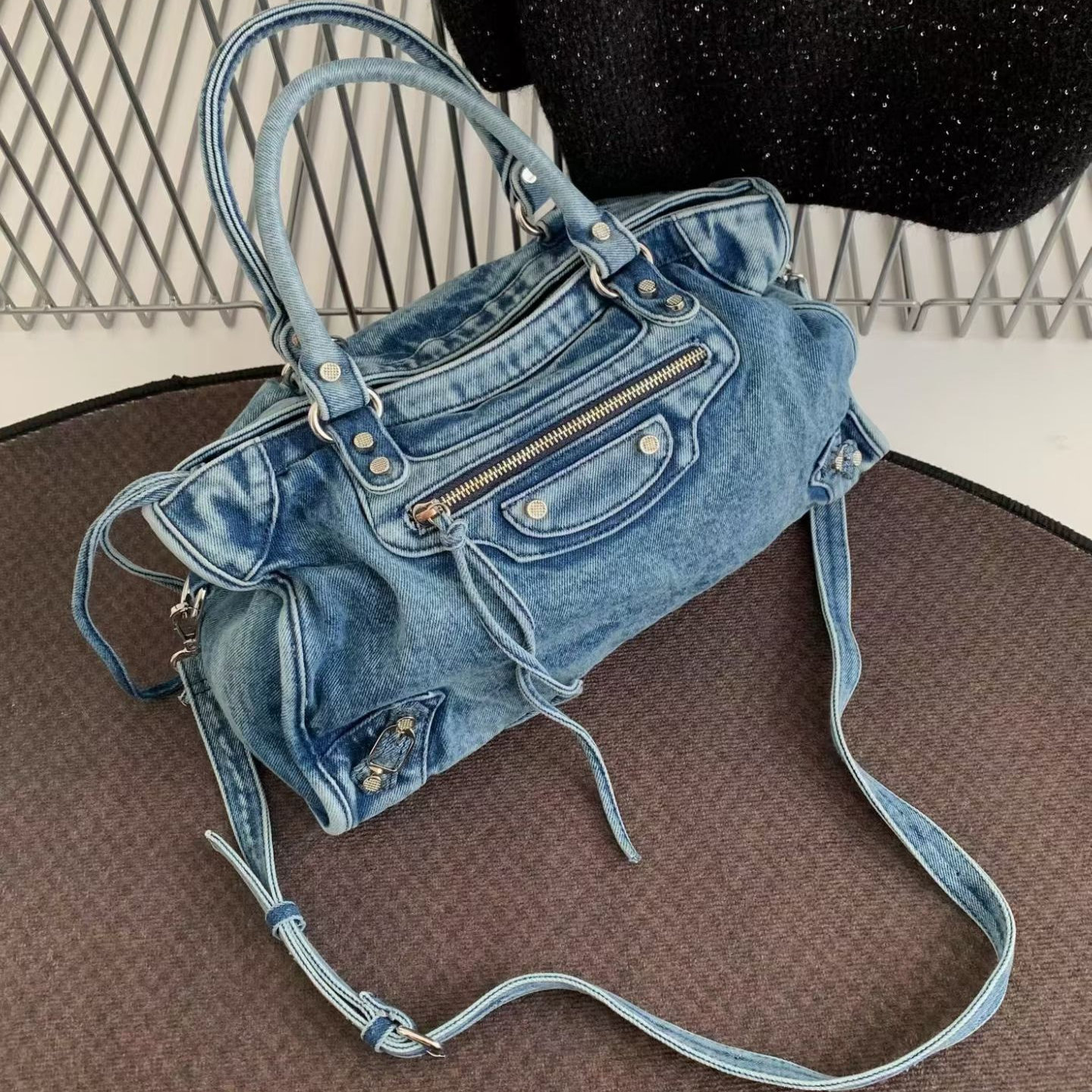 复古水洗做旧牛仔包包铆钉机车包