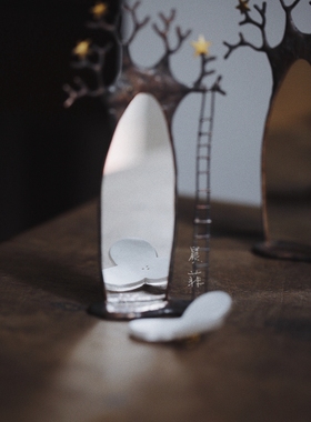 作家器上新金工可爱风星月摆件