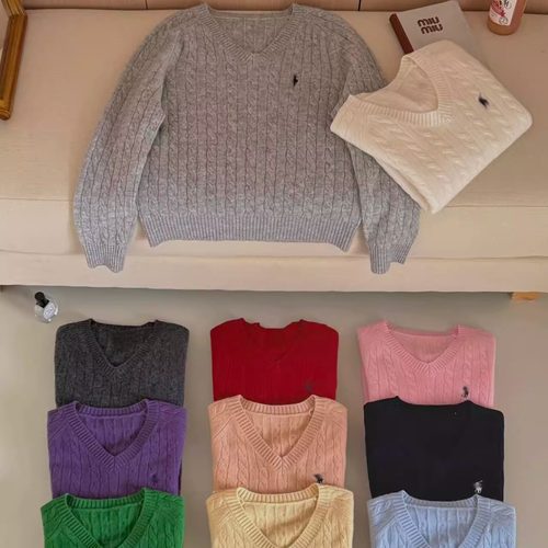 V领显瘦麻花刺绣全羊毛套头毛衣