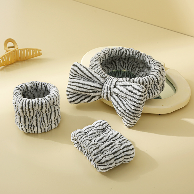 洗脸手腕带神器防水袖套吸水毛绒