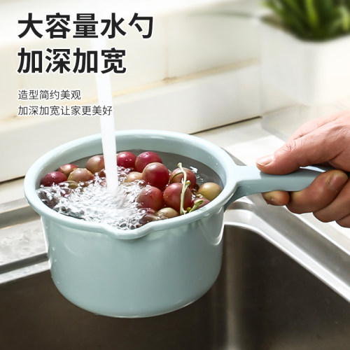 加厚可悬挂家用塑料水勺