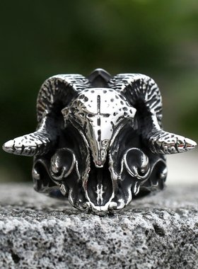 羊头骷髅戒指男潮霸气钛钢食指戒