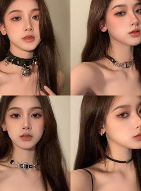 酷感辣妹~黑色爱心choker项链秋冬毛衣链2023新款锁骨链朋克项链