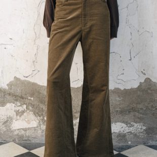 Semora SK00015 重磅细坑条水洗灯芯绒直筒微喇裤