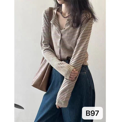Quality And High-end Striped Knitted Cardigan Jacket Women's