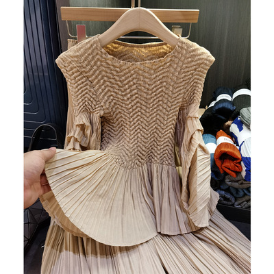 Fashionable Simple Pleated Suit, Feminine mmuting Pleated Wi